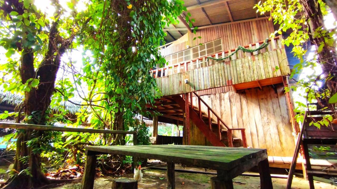 Hospedaje Y Tours Reina Arriera Amazonas Colombia Macedonia Eksteriør bilde